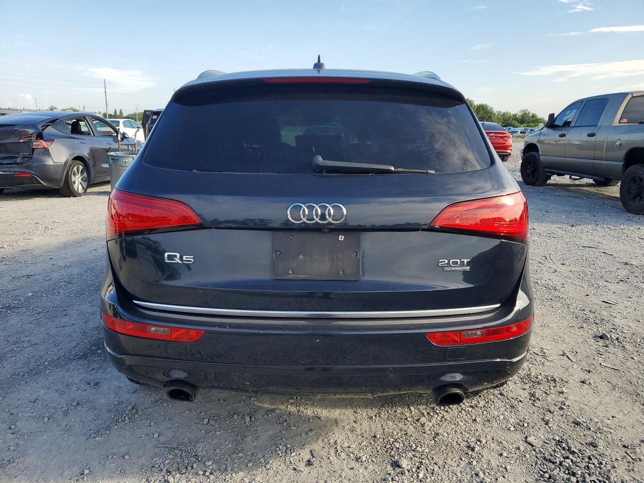 2015 Audi Q5 Premium Plus Blue vin: WA1LFAFP5FA114126
