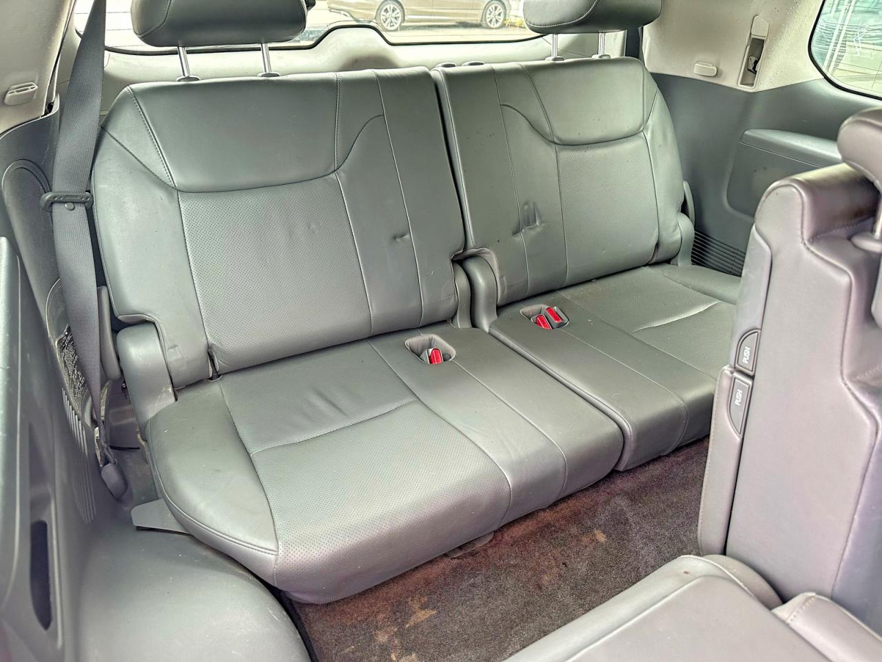 2008 Lexus Lx 570 Silver vin: JTJHY00WX84007796