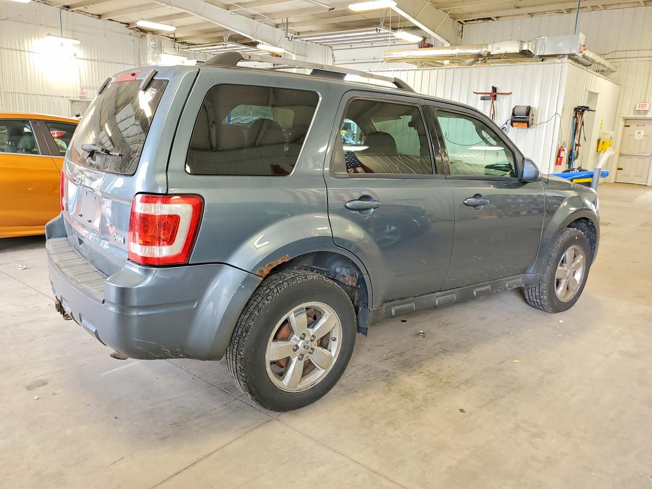 2010 Ford Escape Limited Blue vin: 1FMCU9EG1AKC76961