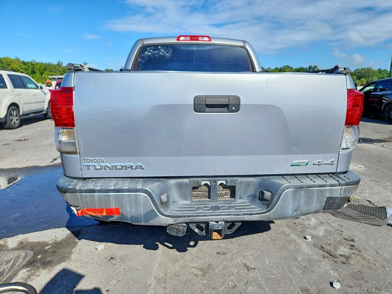 2010 Toyota Tundra Crewmax Sr5 Silver vin: 5TFDW5F1XAX115369
