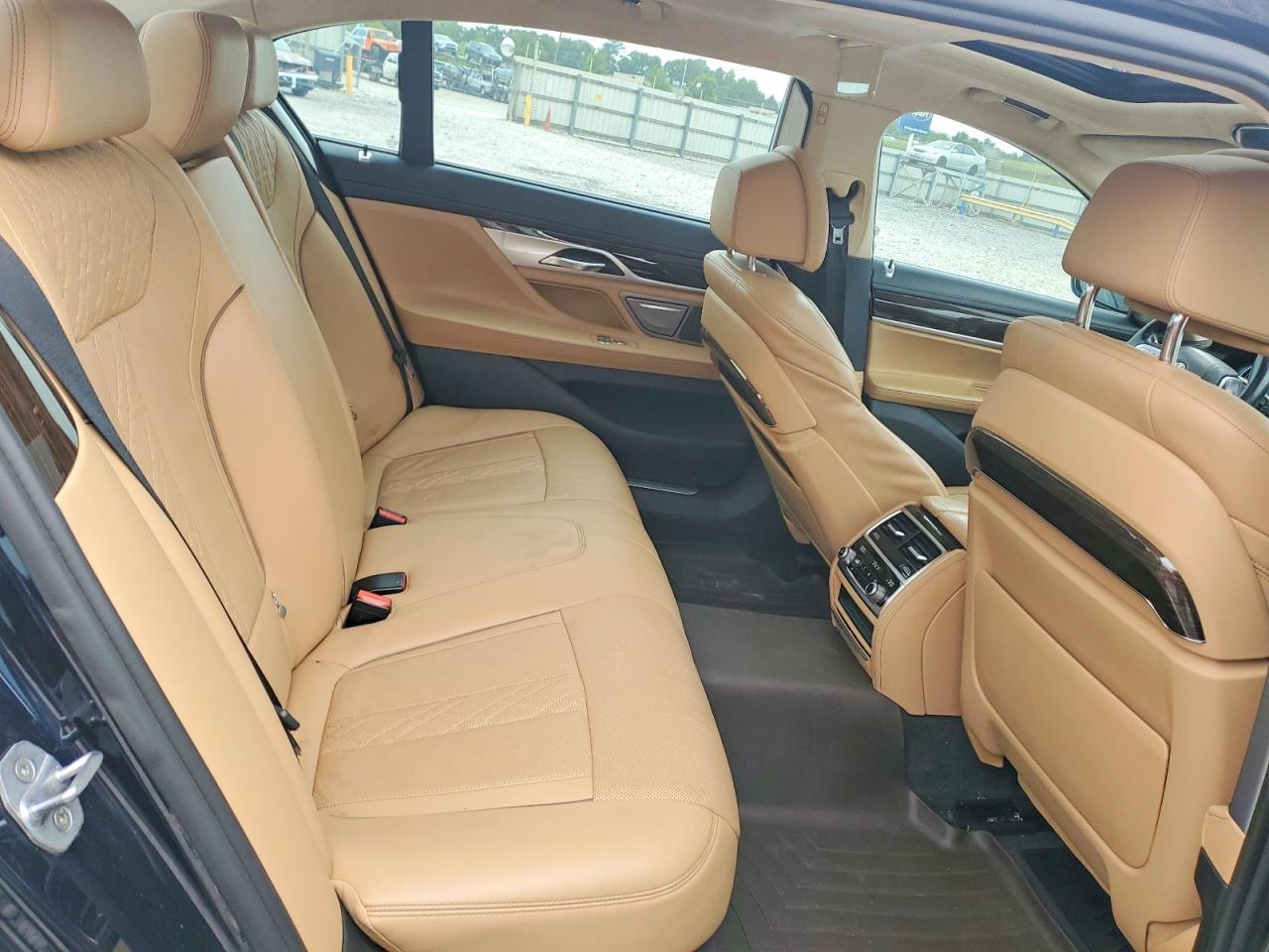 2016 Bmw 750 Xi Blue vin: WBA7F2C59GG419558
