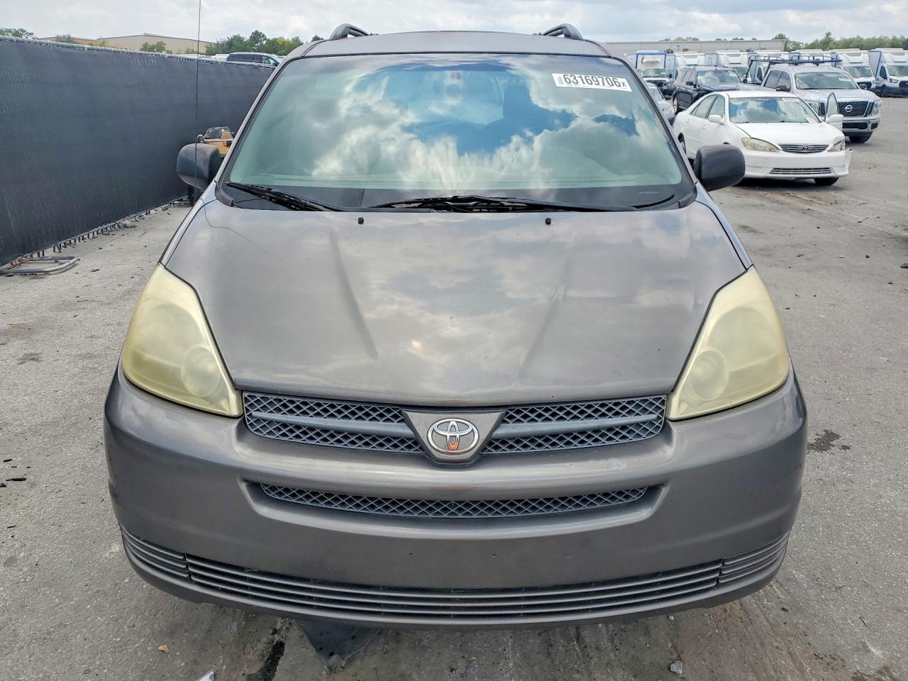 2005 Toyota Sienna Le 7 Passenger Серый vin: 5TDZA23C25S296858