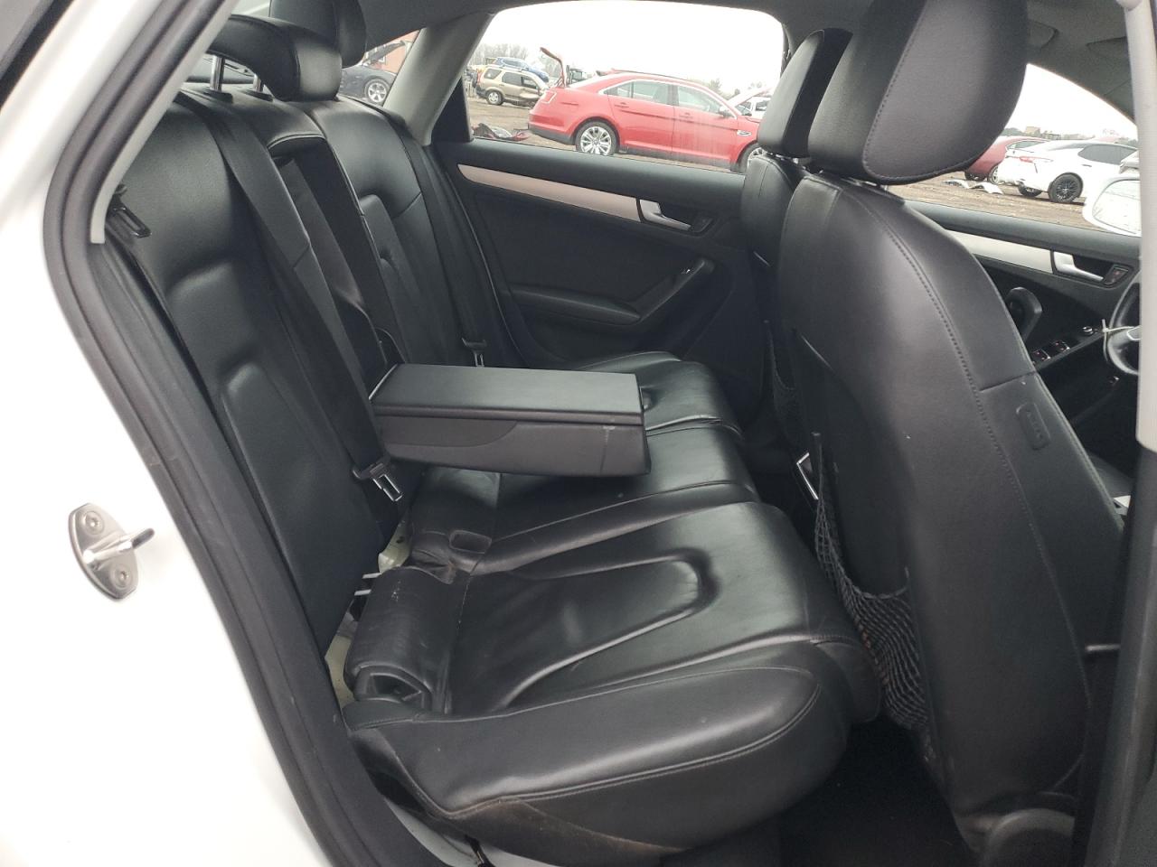 2013 Audi A4 Premium White vin: WAUBFAFL5DN023407