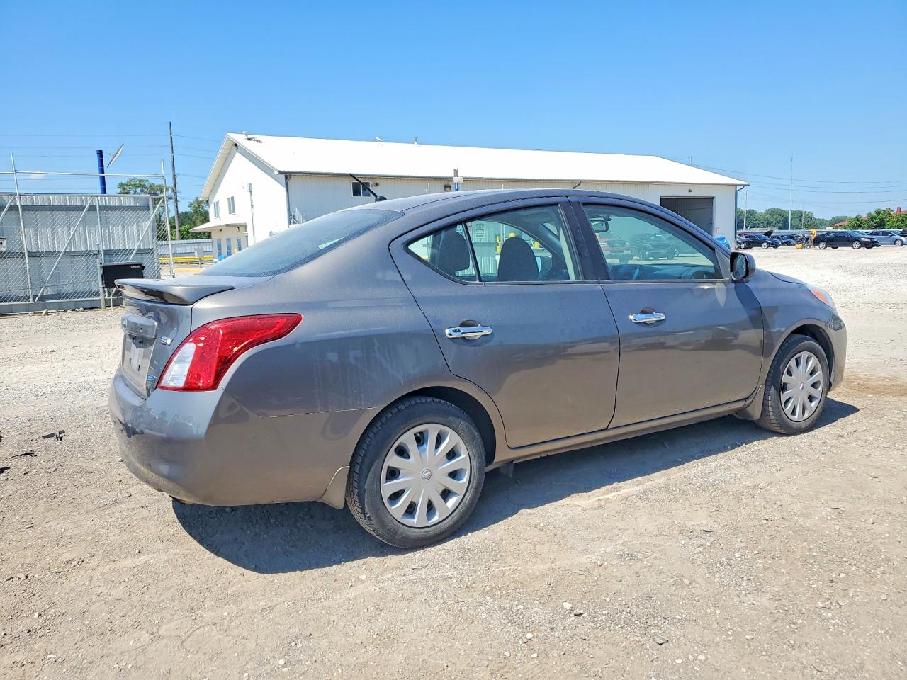 2013 Nissan Versa 1.6 S Gray vin: 3N1CN7AP8DL890102