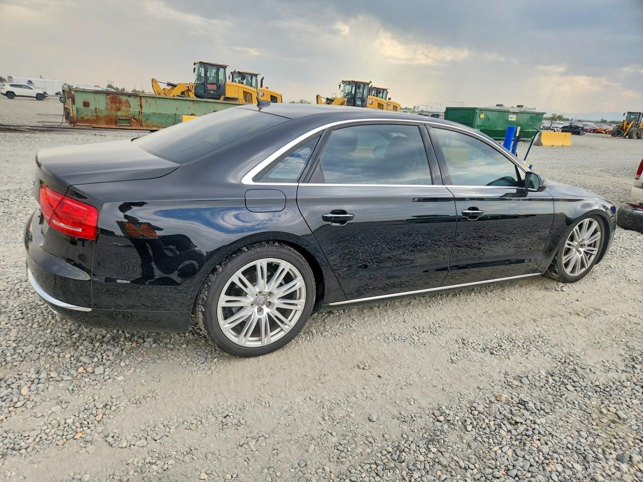 2014 Audi A8 L Tdi Quattro Черный vin: WAURMAFD9EN000842