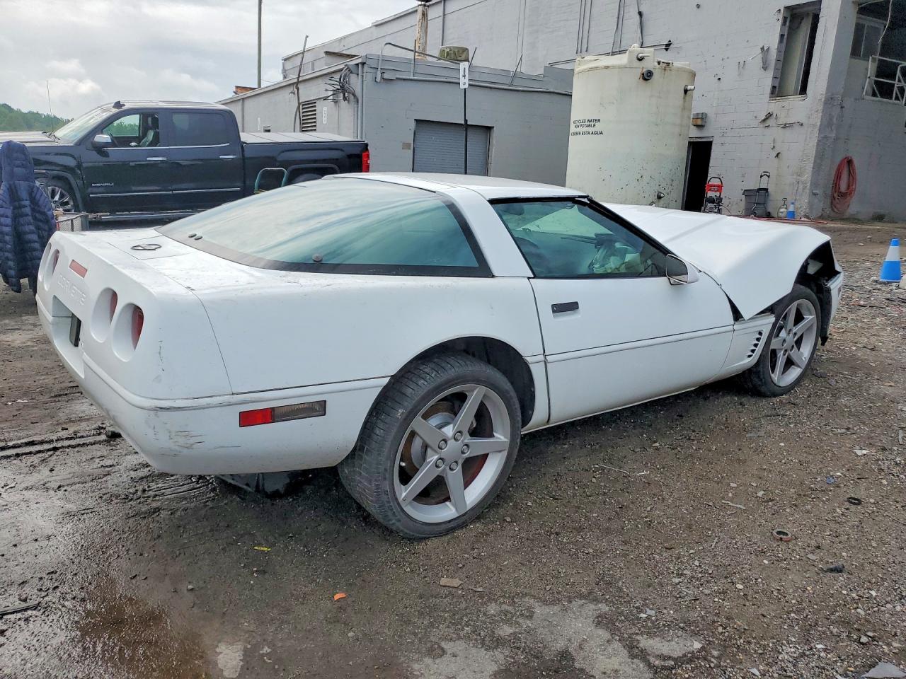 1996 Chevrolet Corvette White vin: 1G1YY22P3T5117623