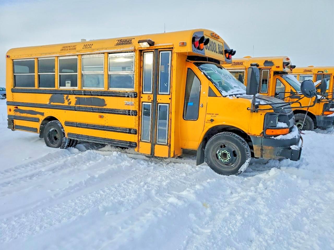 2010 Chev Express Cutaway G4500 Желтый vin: 1GB9G5AG0A1164408