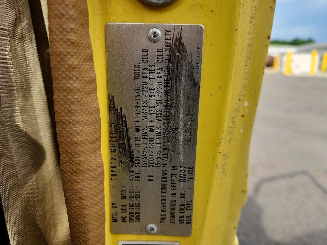1979 Toyota Truck Yellow vin: RN4701394
