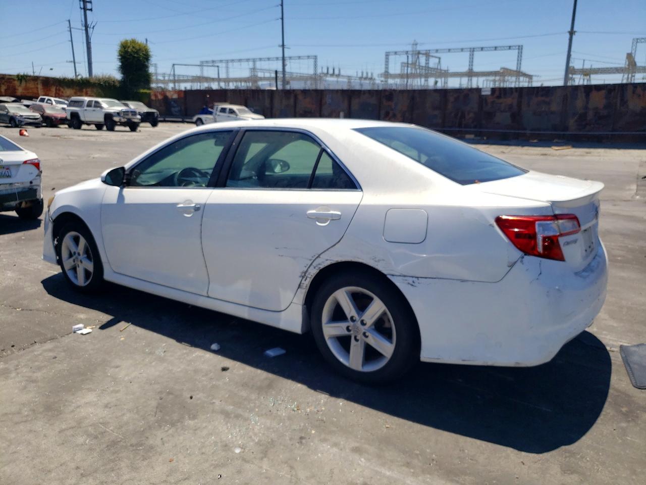 2012 Toyota Camry Se White vin: 4T1BF1FK7CU202381