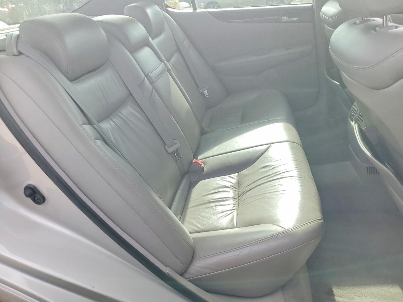 2003 Lexus Es 300 Beige vin: JTHBF30G536019830