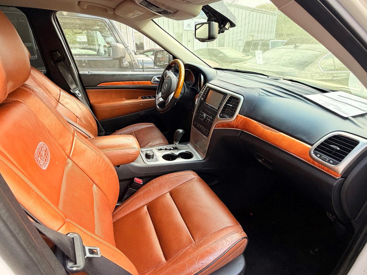 2012 Jeep Grand Cherokee Overland Белый vin: 1C4RJFCG2CC132180