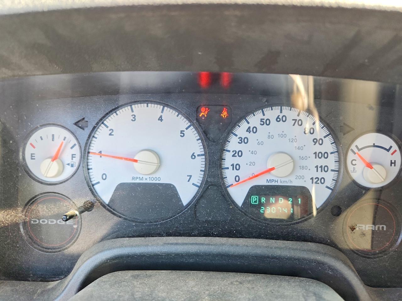 2007 Dodge Ram 1500 St White vin: 1D7HA16P47J593723
