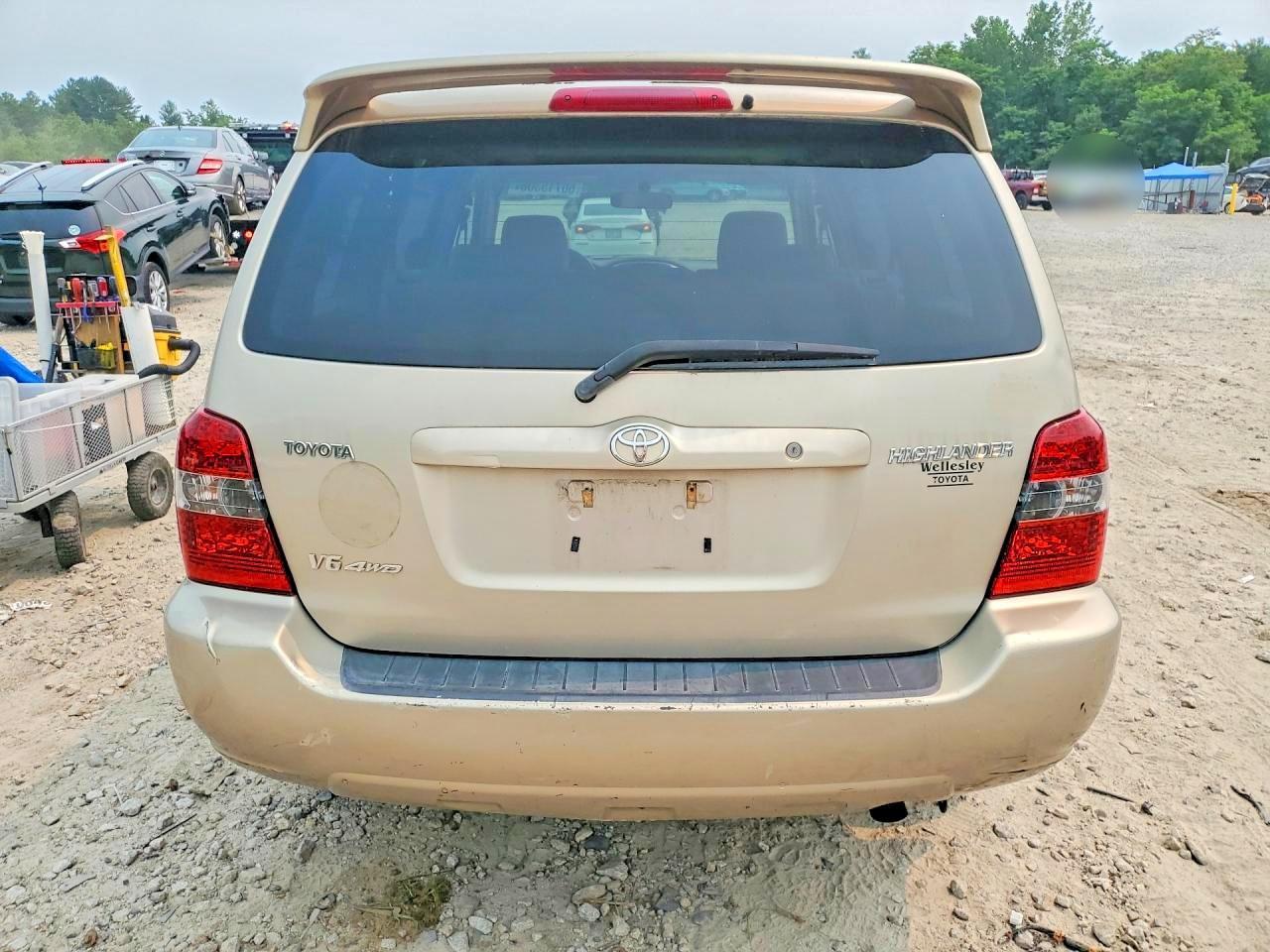 2007 Toyota Highlander Sport Beige vin: JTEHP21A570211136