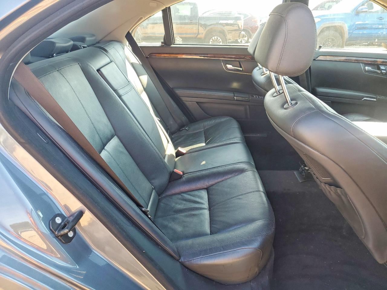2007 Mercedes-benz S 550 Серый vin: WDDNG71X77A074015