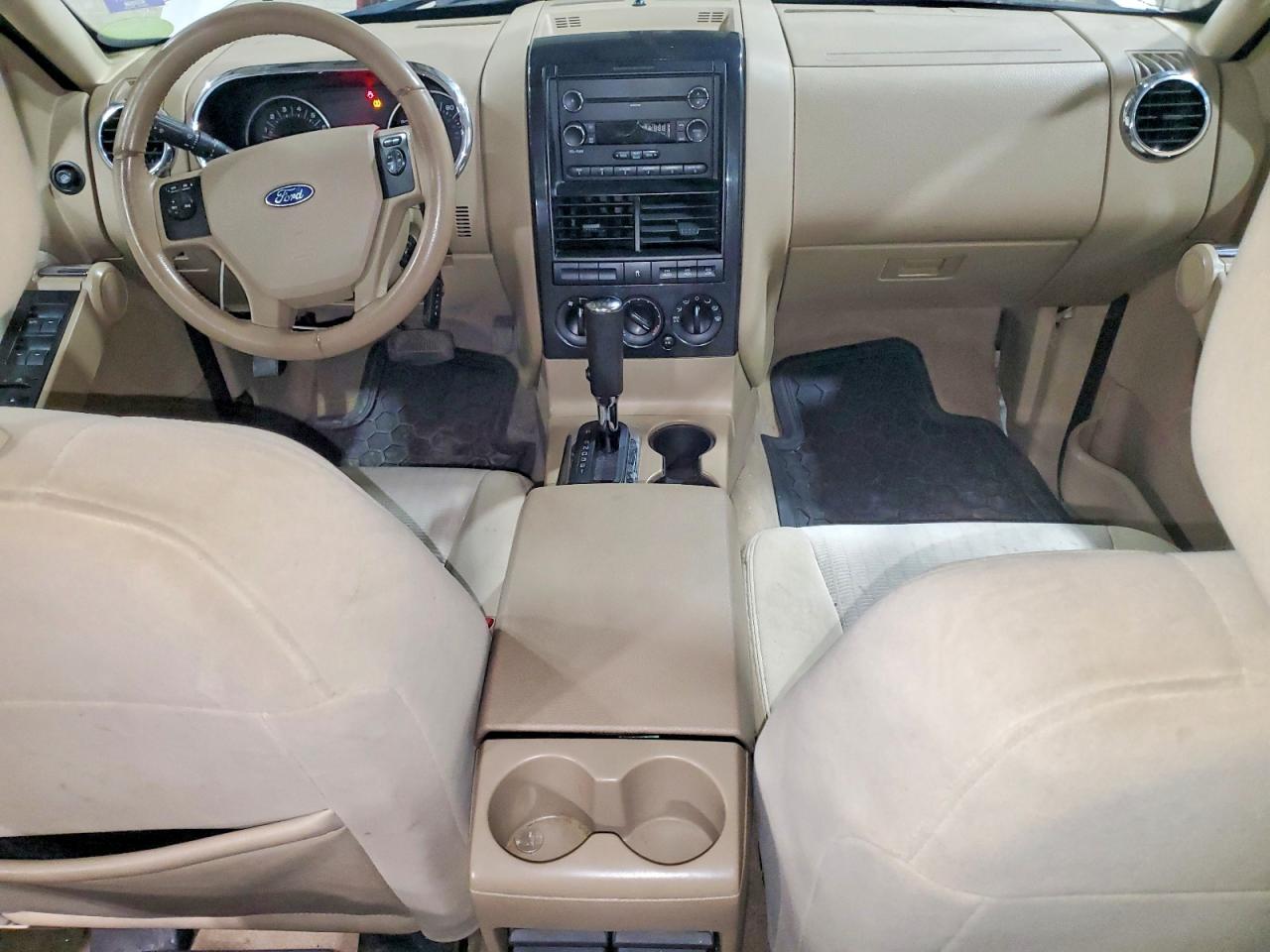2008 Ford Explorer Xlt White vin: 1FMEU73E48UA93051