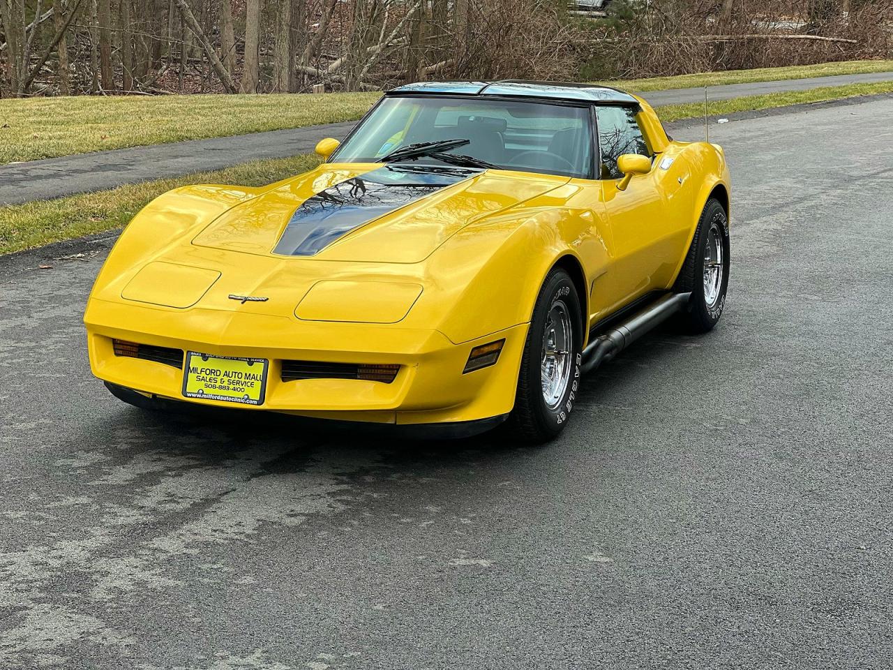 1981 Chevrolet Corvette Желтый vin: 1G1AY8761B5102752