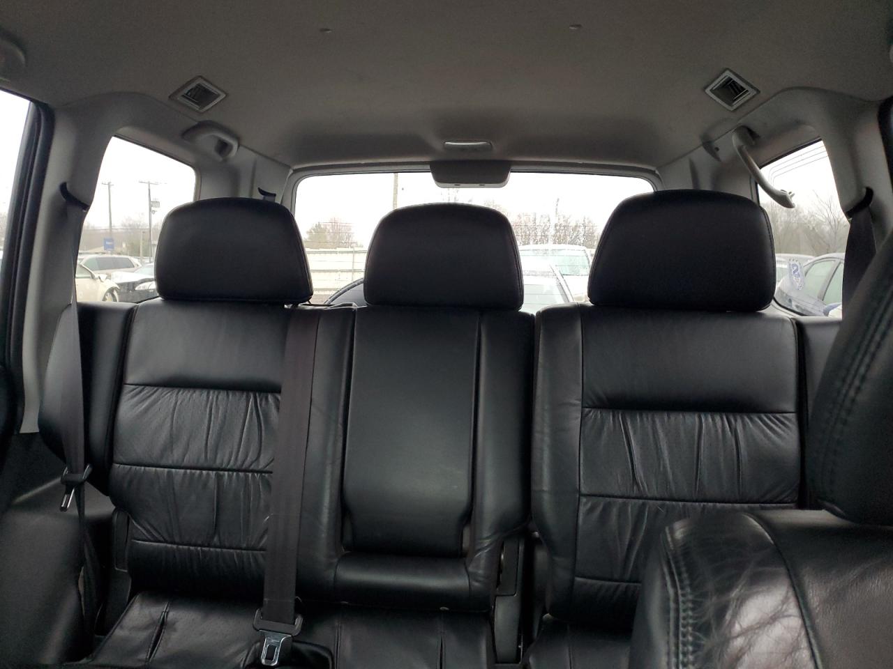 2006 Mitsubishi Montero Limited White vin: JA4MW51S56J003146