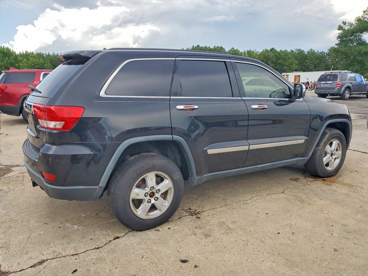 2013 Jeep Grand Cherokee Laredo Black vin: 1C4RJFAG4DC583535
