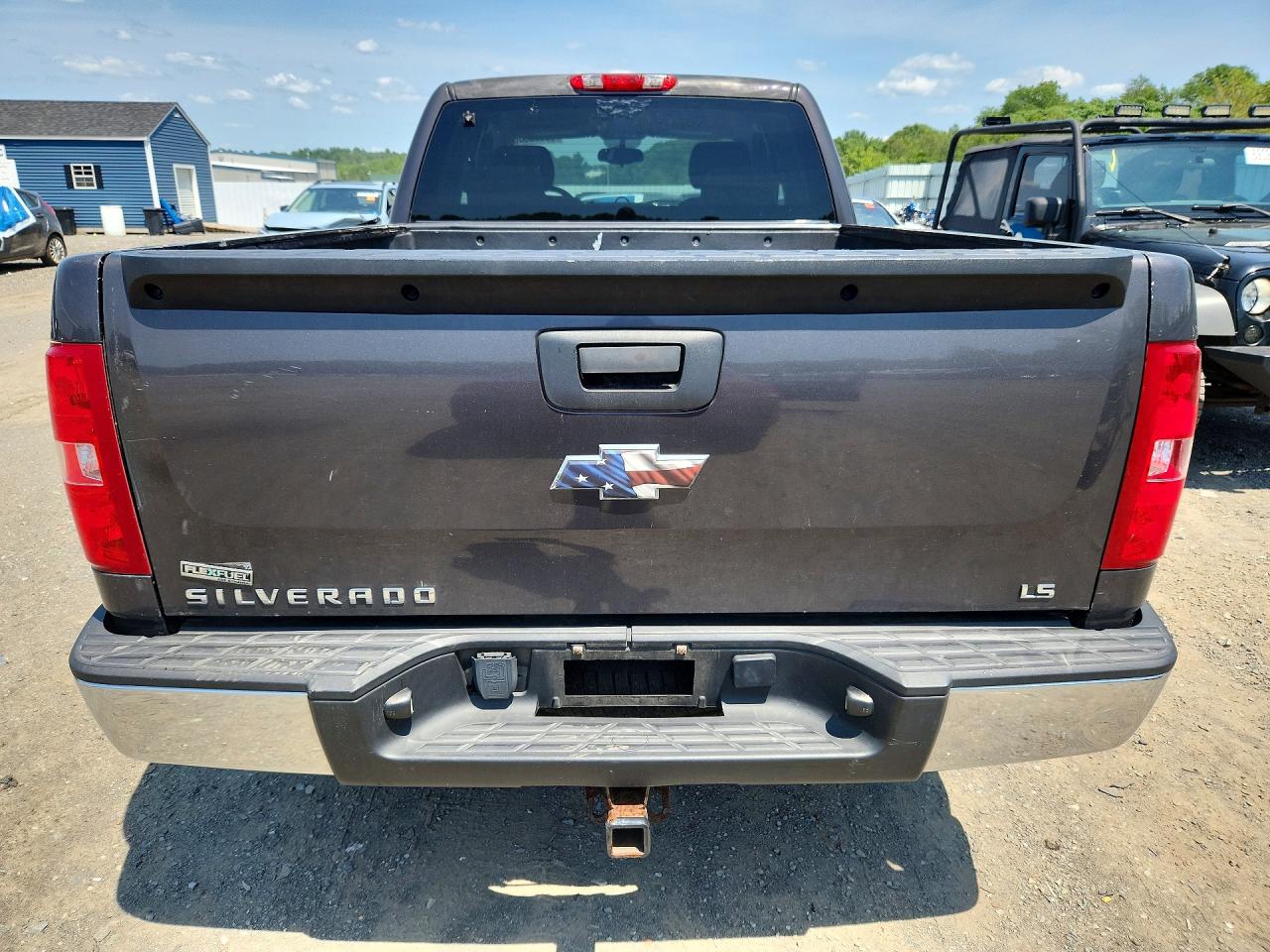2010 Chevrolet Silverado K1500 Ls Gray vin: 1GCSKREA6AZ112758