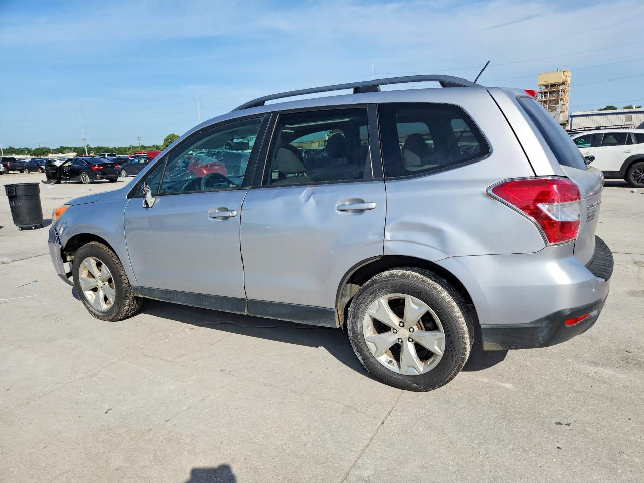 2015 Subaru Forester 2.5i Premium Silver vin: JF2SJADC6FH568278