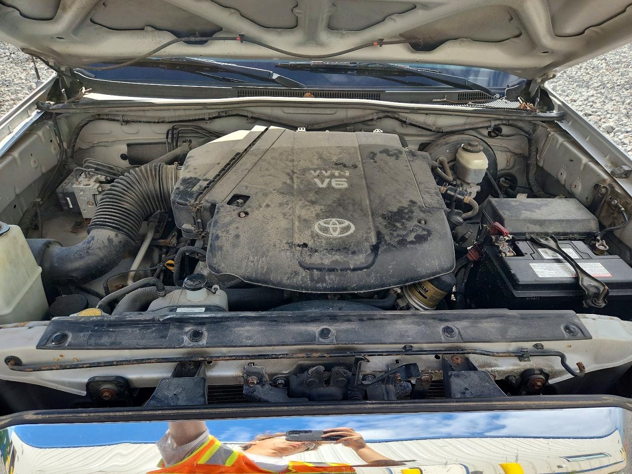 2007 Toyota Tacoma V6 Silver vin: 5TEUU42N27Z344798