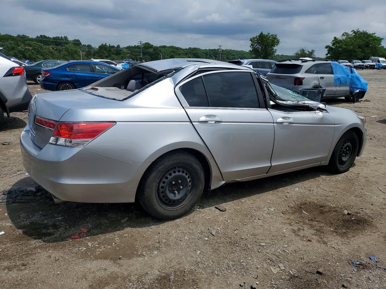 2011 Honda Accord Lx Silver vin: 1HGCP2F38BA055087