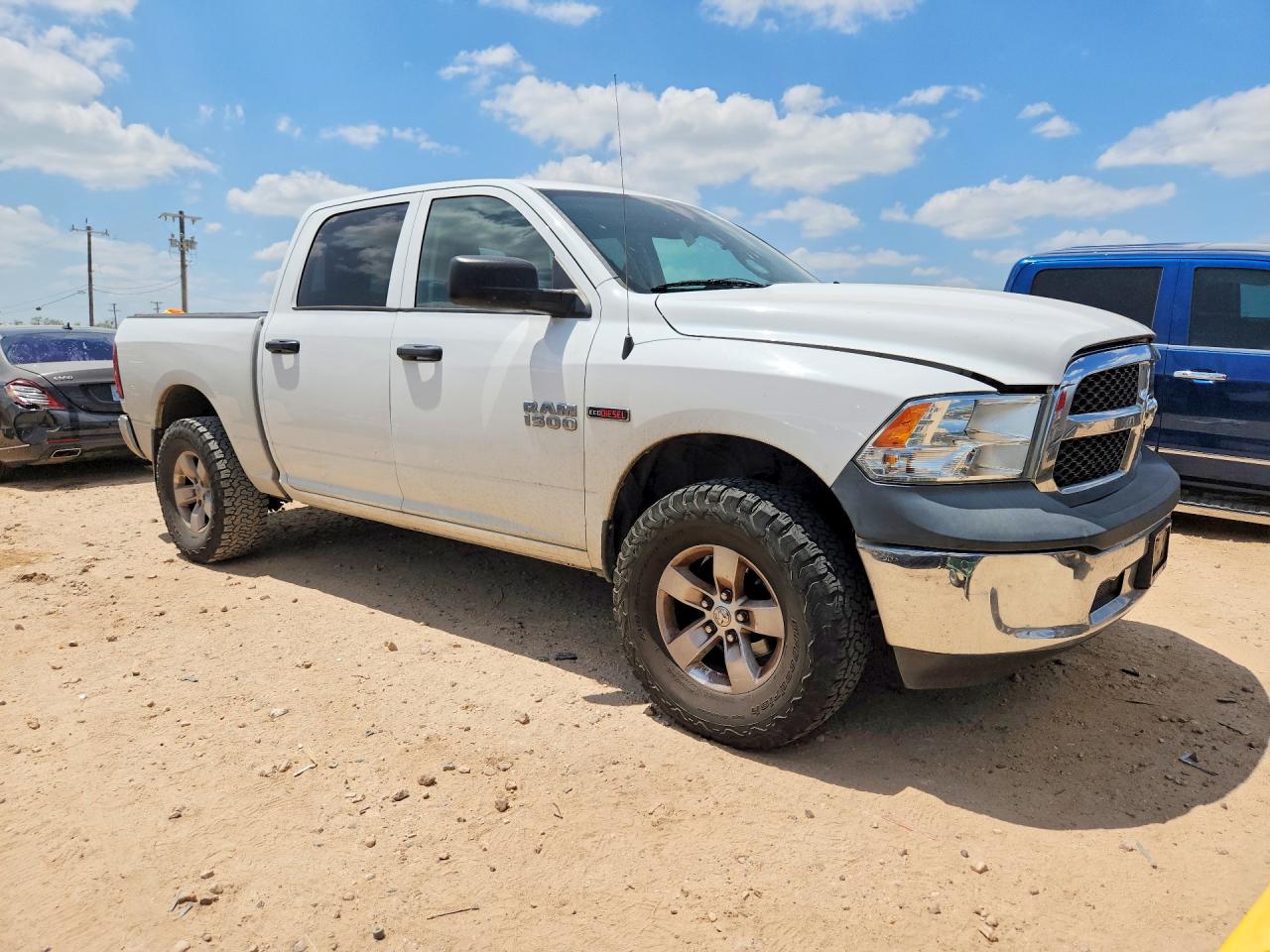 2015 Ram 1500 St White vin: 1C6RR7KM2FS694233