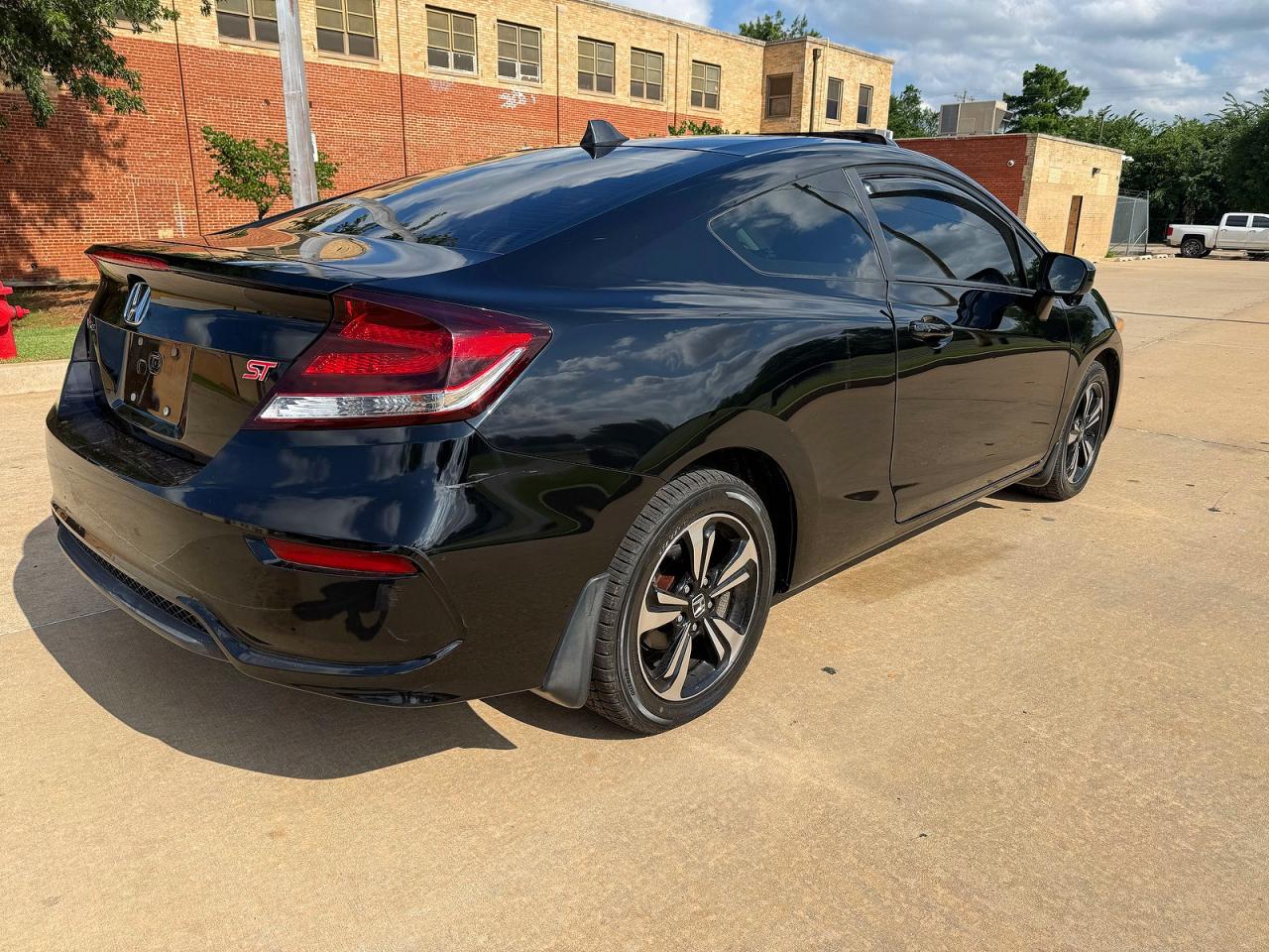 2015 Honda Civic Ex Черный vin: 2HGFG3B83FH510147
