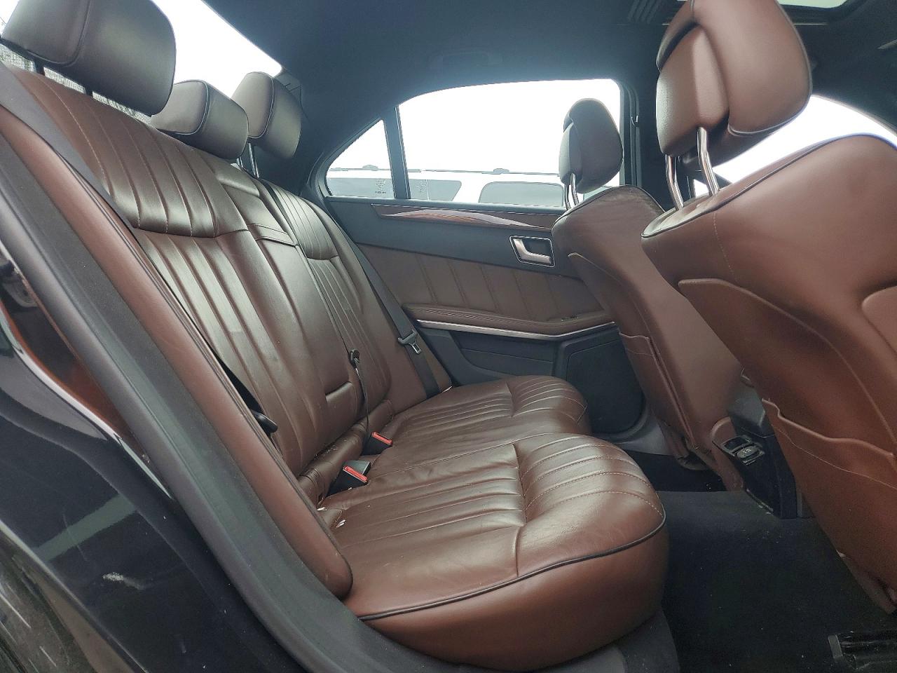 2014 Mercedes-benz E 350 Черный vin: WDDHF5KB7EA998152