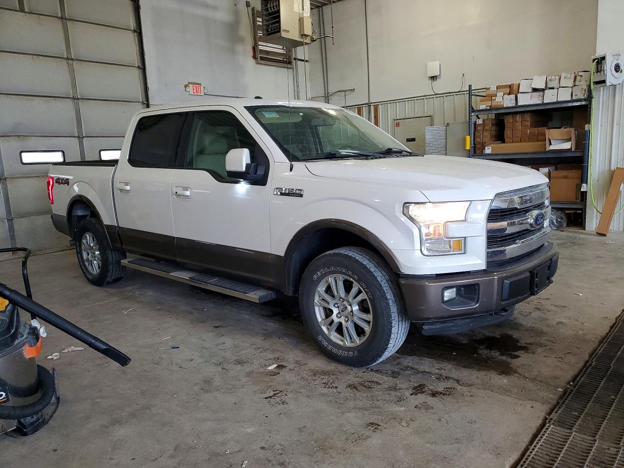 2015 Ford F150 Supercrew White vin: 1FTEW1EF3FKD38092