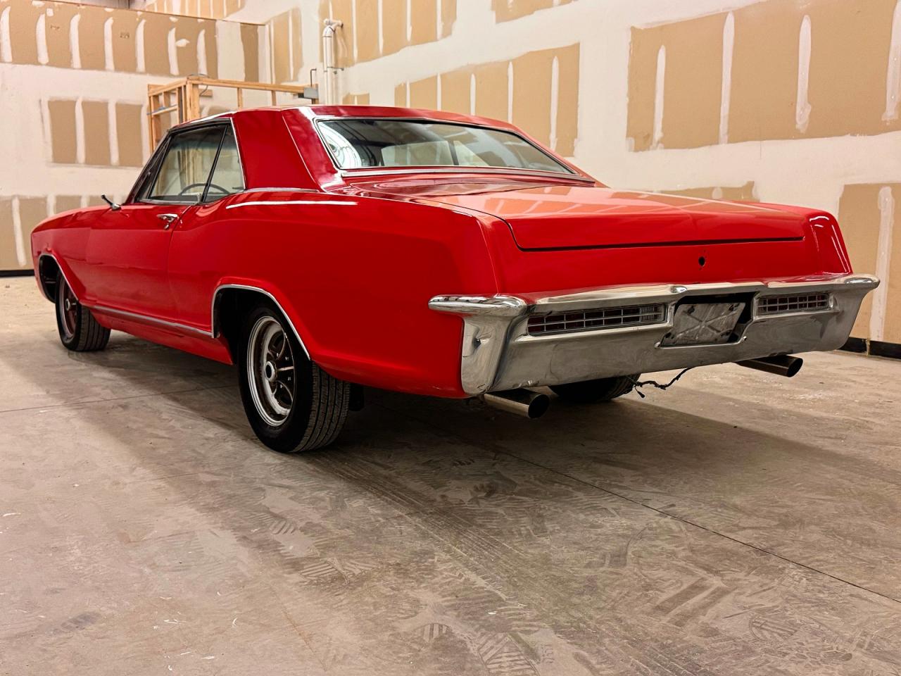 1965 Buick Riviera Red vin: 494475H905326