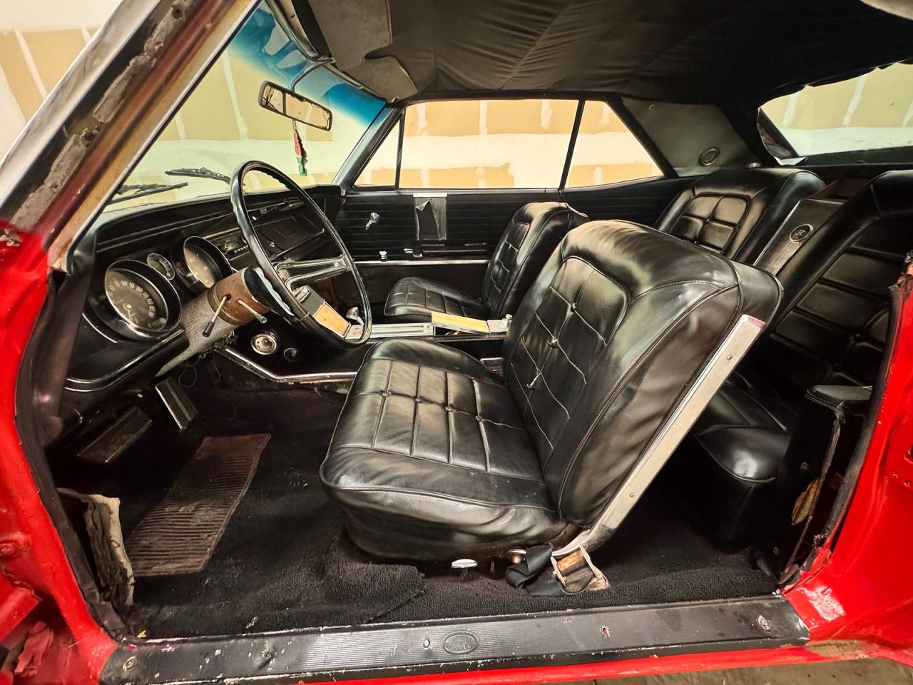 1965 Buick Riviera Red vin: 494475H905326