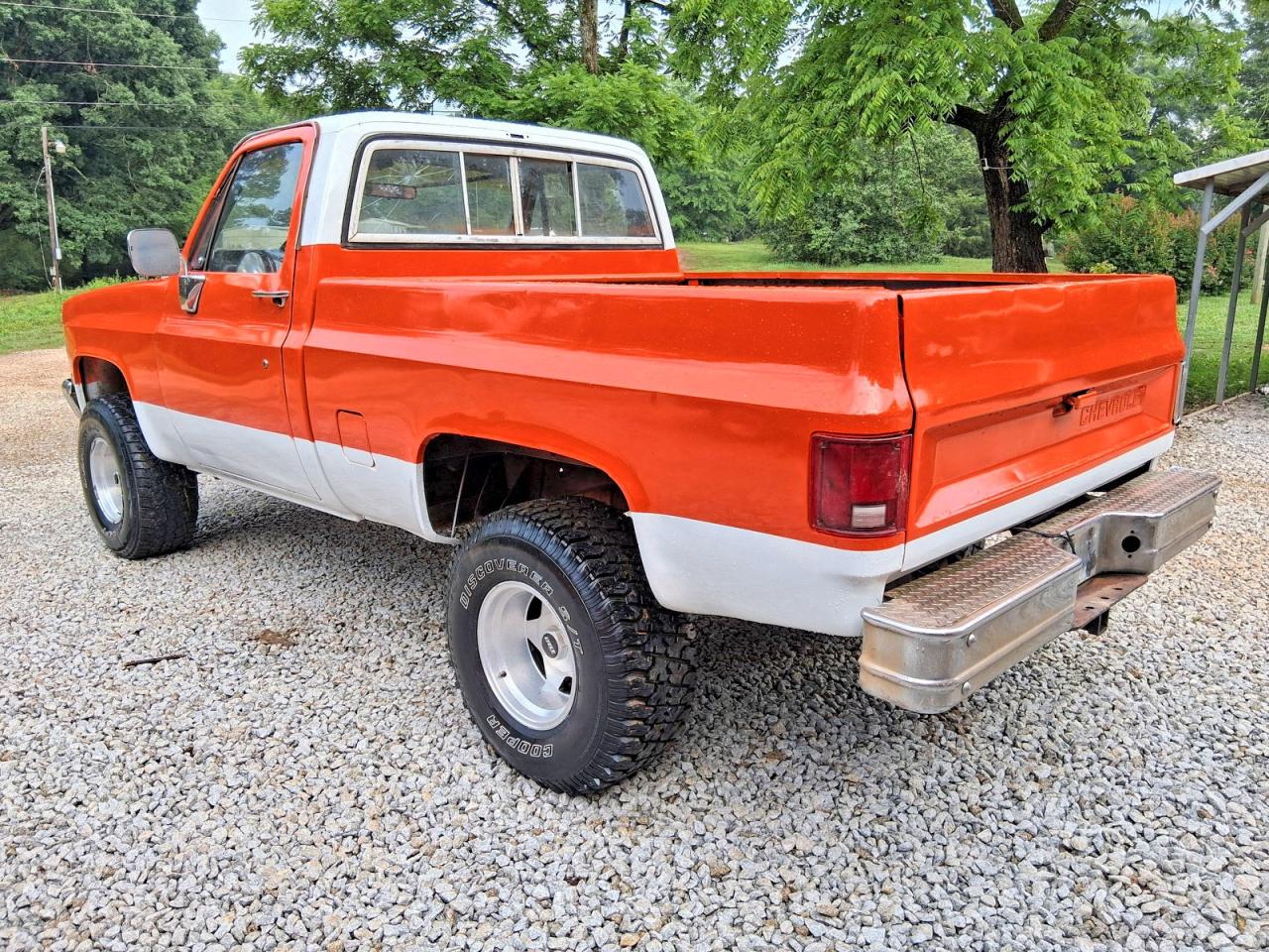 1984 Gmc K1500 Two Tone vin: 2GTEK14H6E1504439