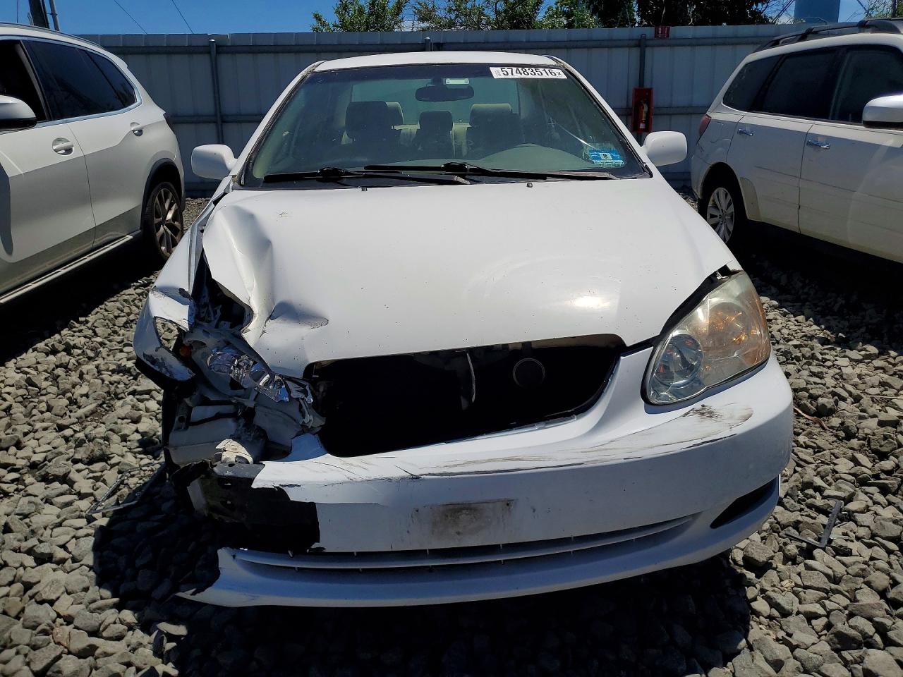 2006 Toyota Corolla Le White vin: JTDBR32E460098757