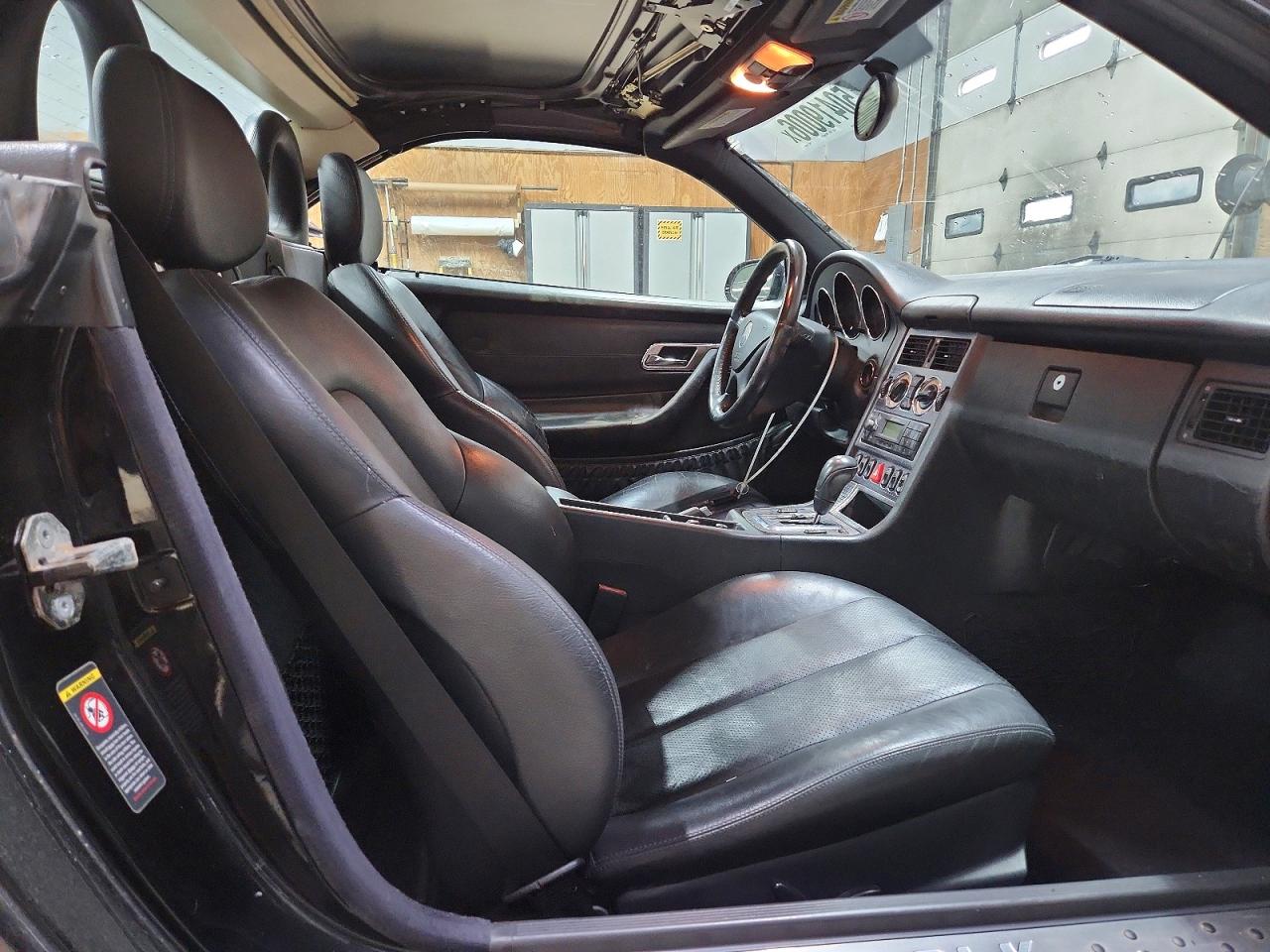 2001 Mercedes-benz Slk 230 Kompressor Black vin: WDBKK49FX1F184636