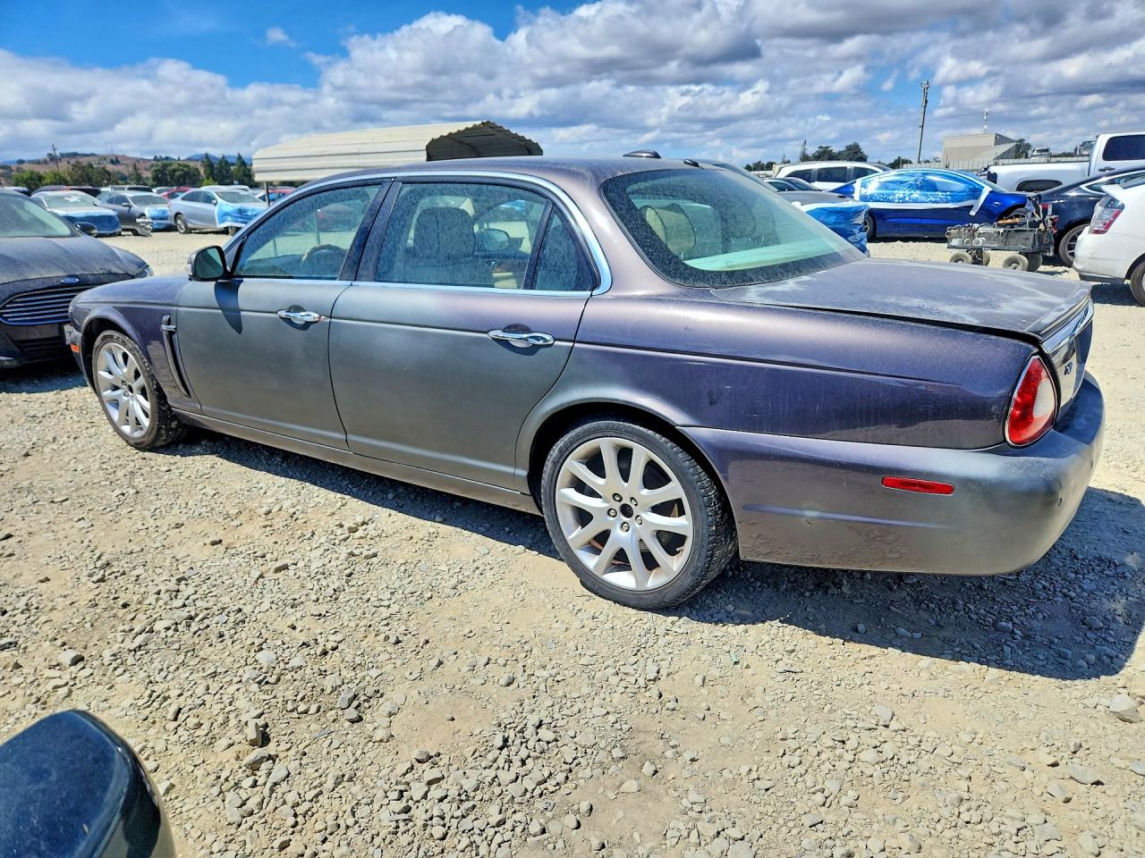 2008 Jaguar Xj8 L Gray vin: SAJWA79B38SH19378