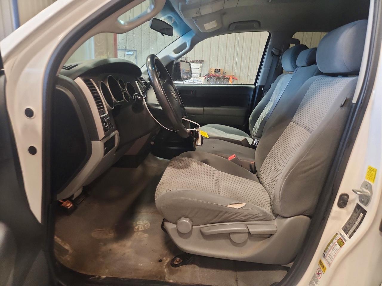 2010 Toyota Tundra Crewmax Sr5 White vin: 5TFDW5F19AX151943