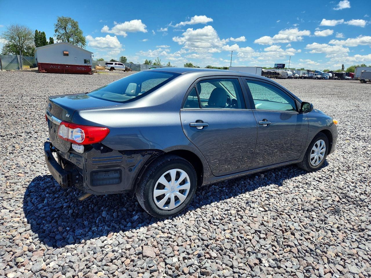 2011 Toyota Corolla Le Gray vin: 2T1BU4EE4BC725408