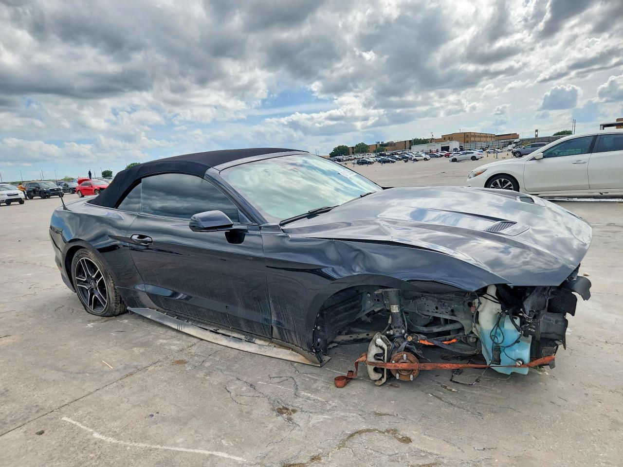 2022 Ford Mustang Black vin: 1FATP8UH7N5105397