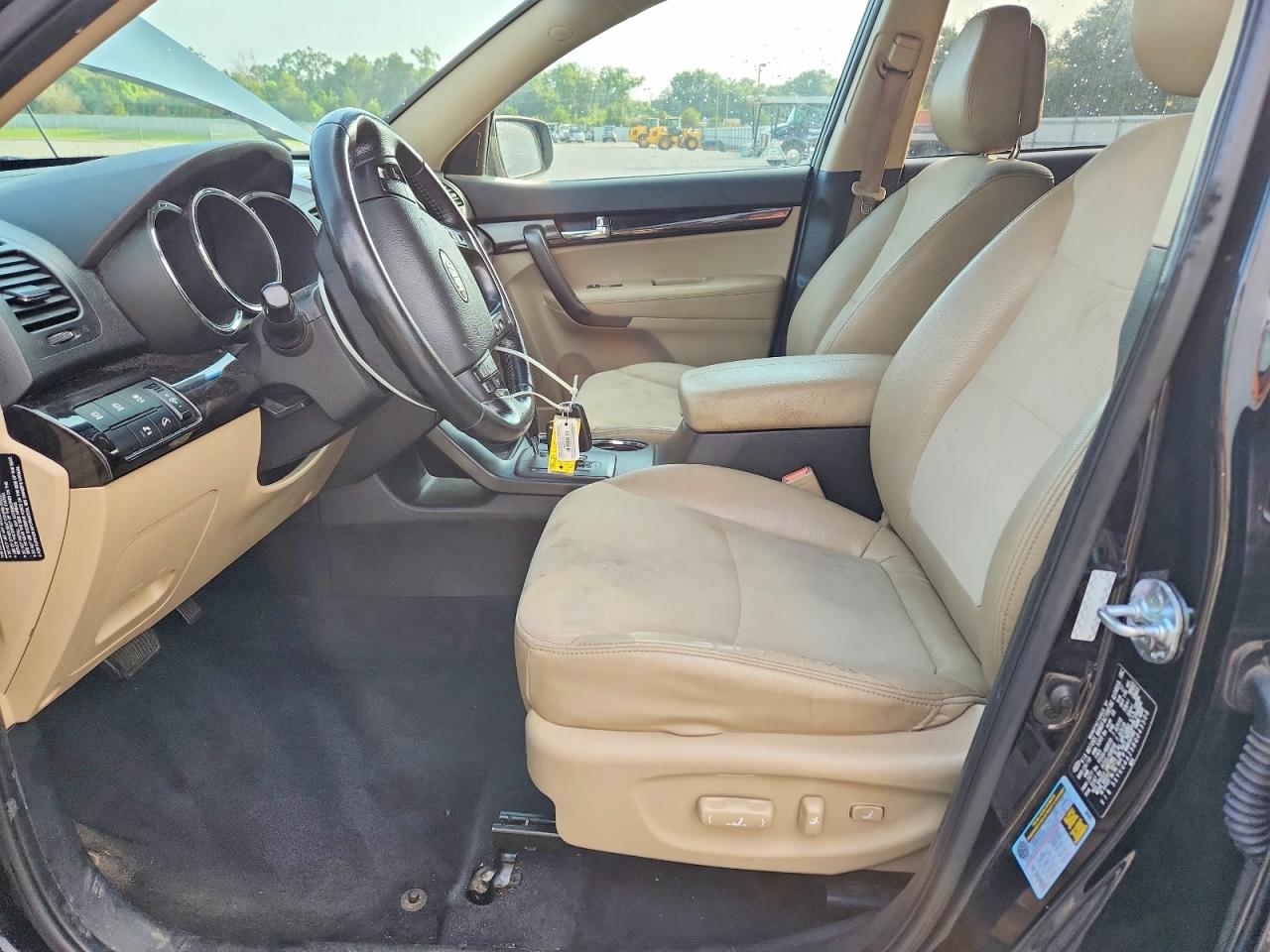 2011 Kia Sorento Ex Black vin: 5XYKU4A25BG043508