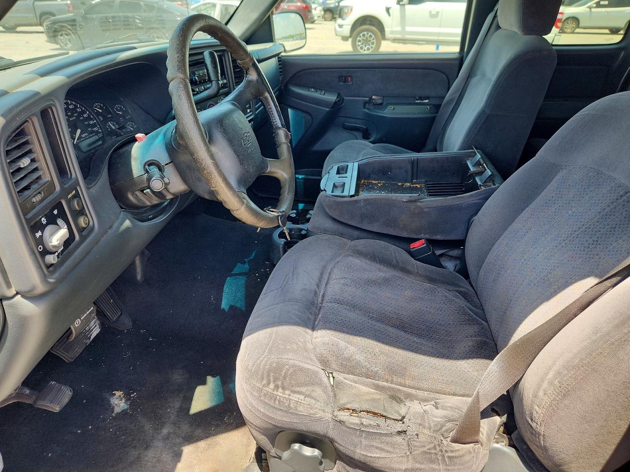 2002 Chevrolet Silverado C1500 Black vin: 2GCEC19T221397721