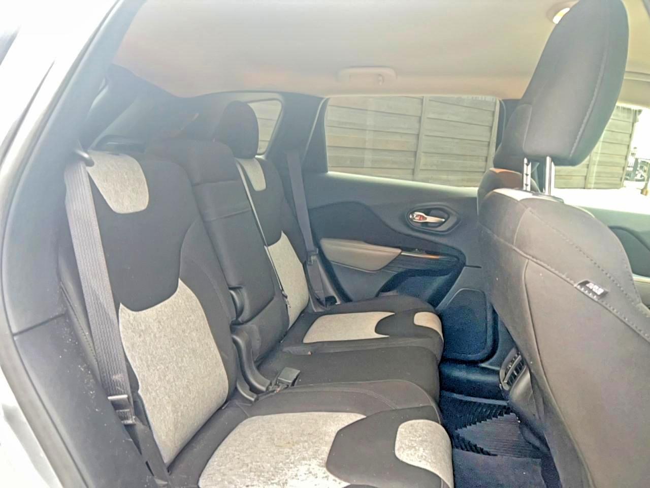 2014 Jeep Cherokee Latitude Серый vin: 1C4PJMCS3EW108049