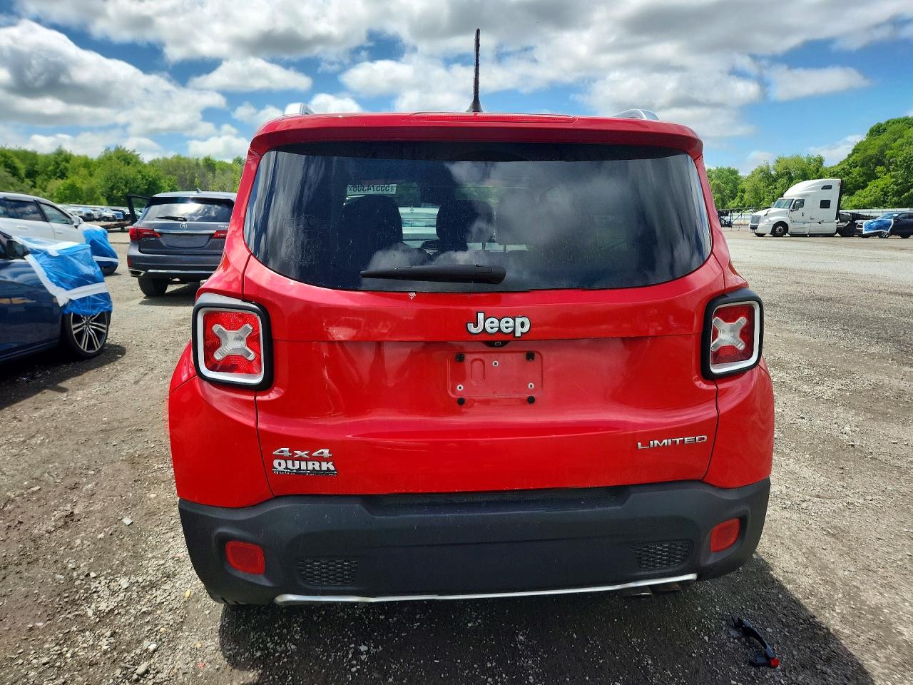 2015 Jeep Renegade Limited Красный vin: ZACCJBDT9FPB39928