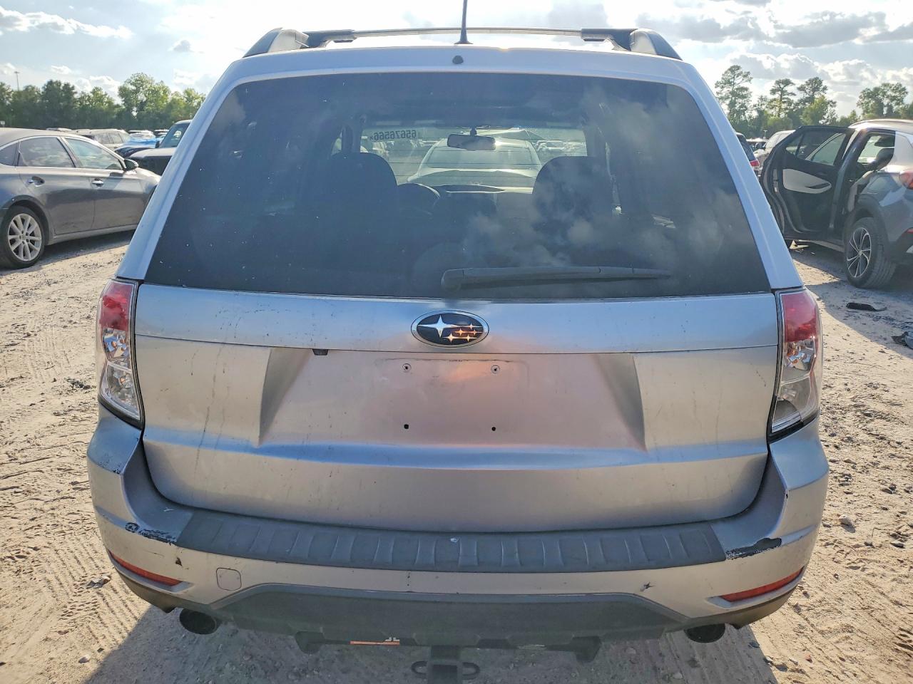 2012 Subaru Forester Limited Silver vin: JF2SHBEC7CH412911