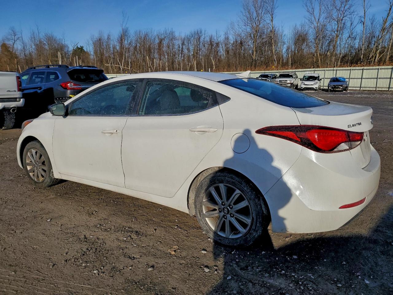 2015 Hyundai Elantra Se White vin: 5NPDH4AE6FH586369