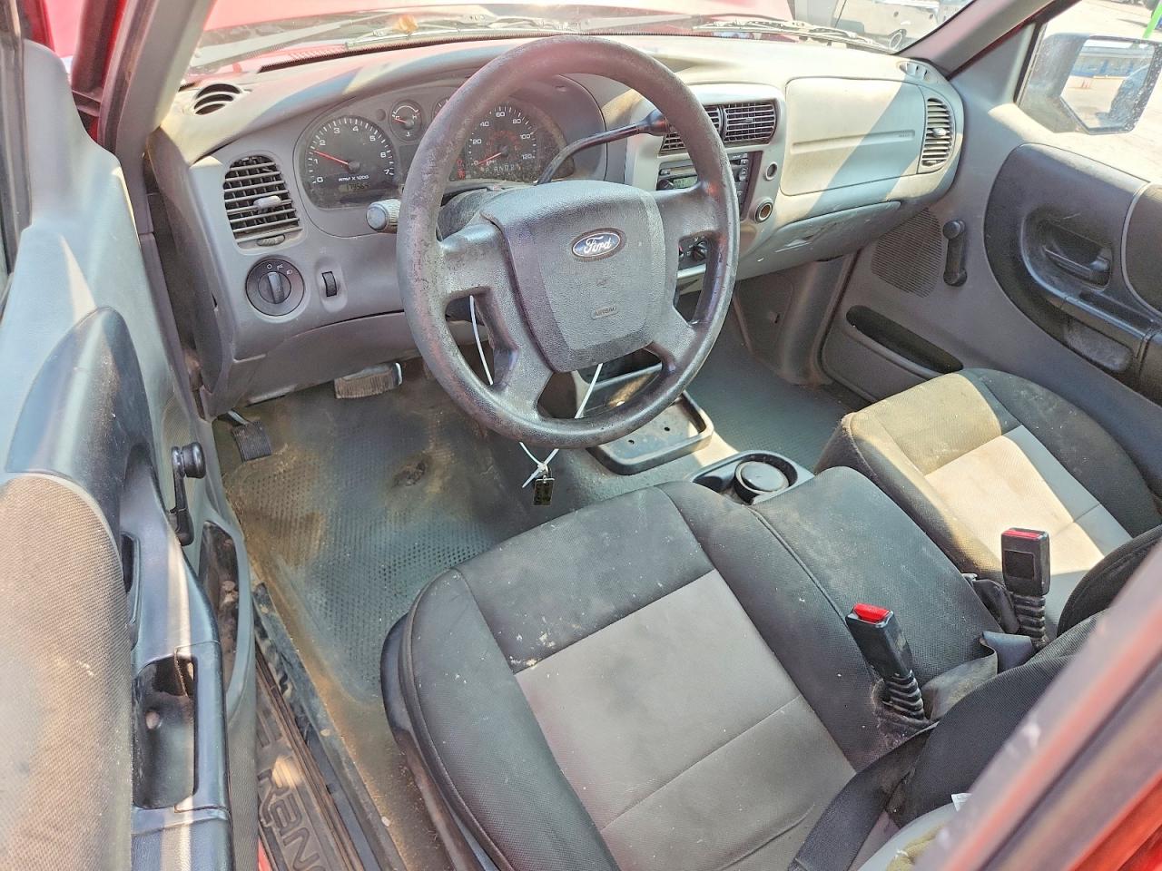 2008 Ford Ranger Red vin: 1FTYR10D68PB07977