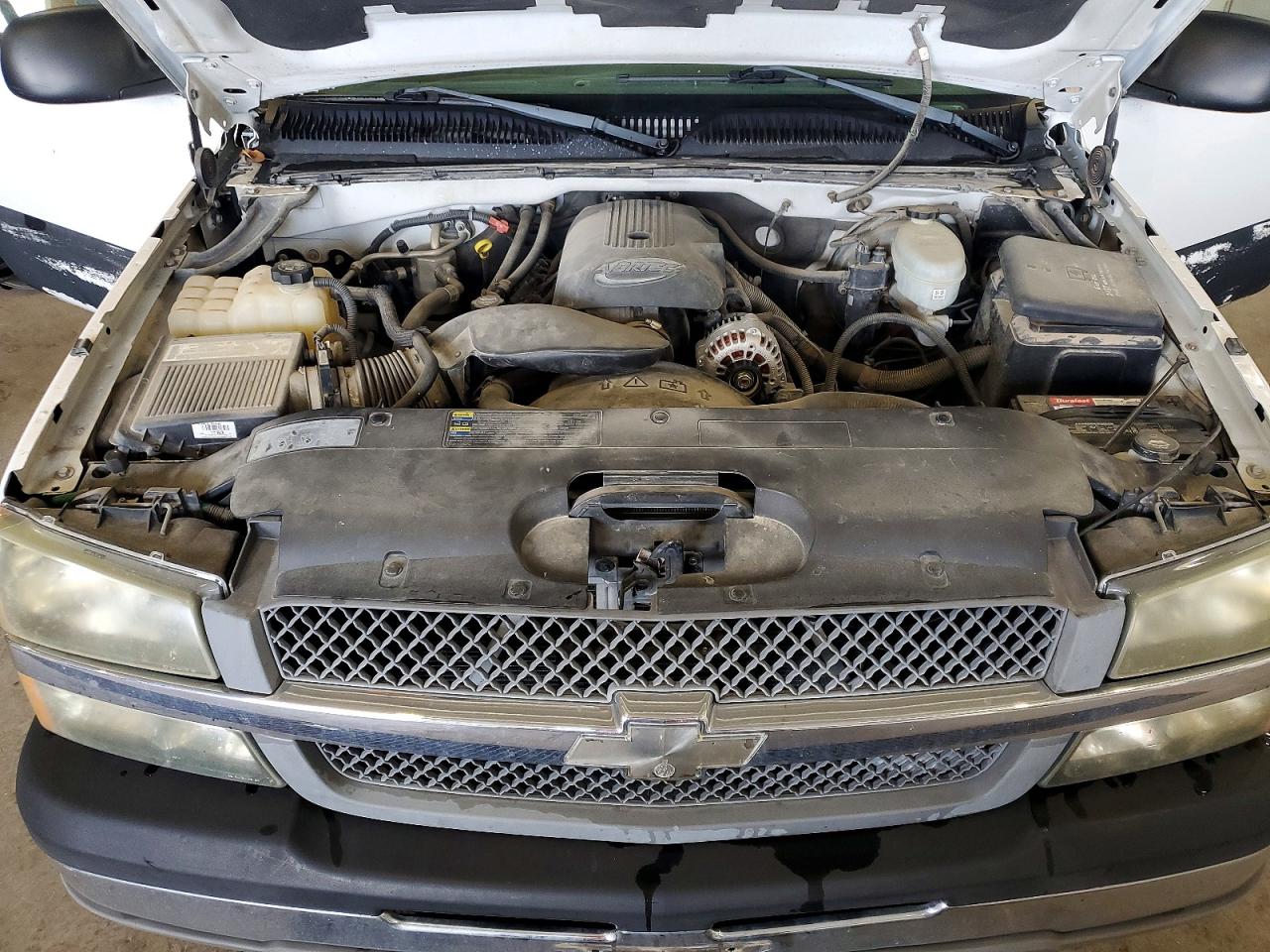 2004 Chevrolet Silverado C1500 Белый vin: 1GCEC14V84Z270281