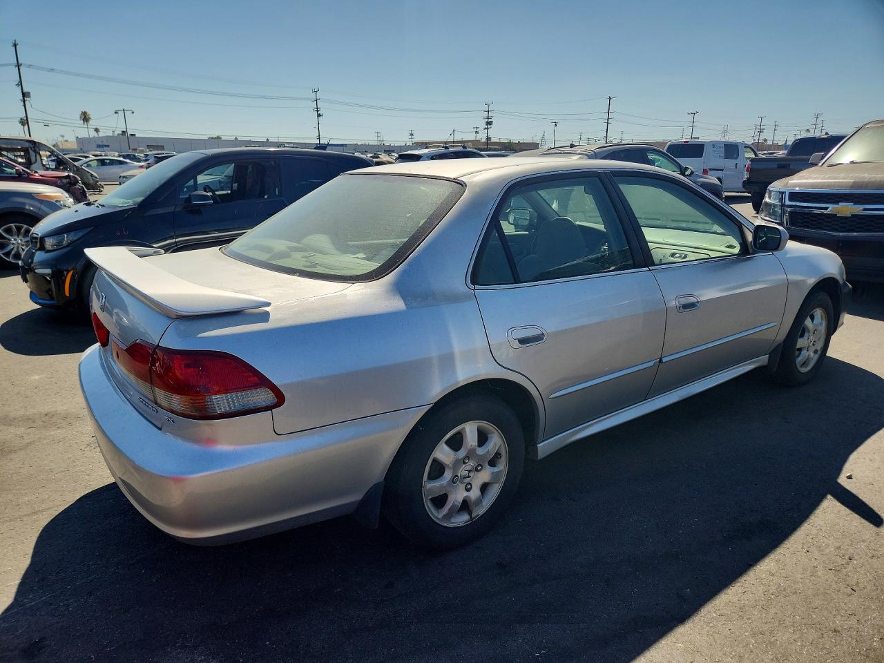 2001 Honda Accord Ex Silver vin: JHMCG66831C021853