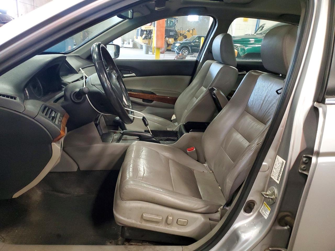 2011 Honda Accord Exl Silver vin: 1HGCP2F81BA097256