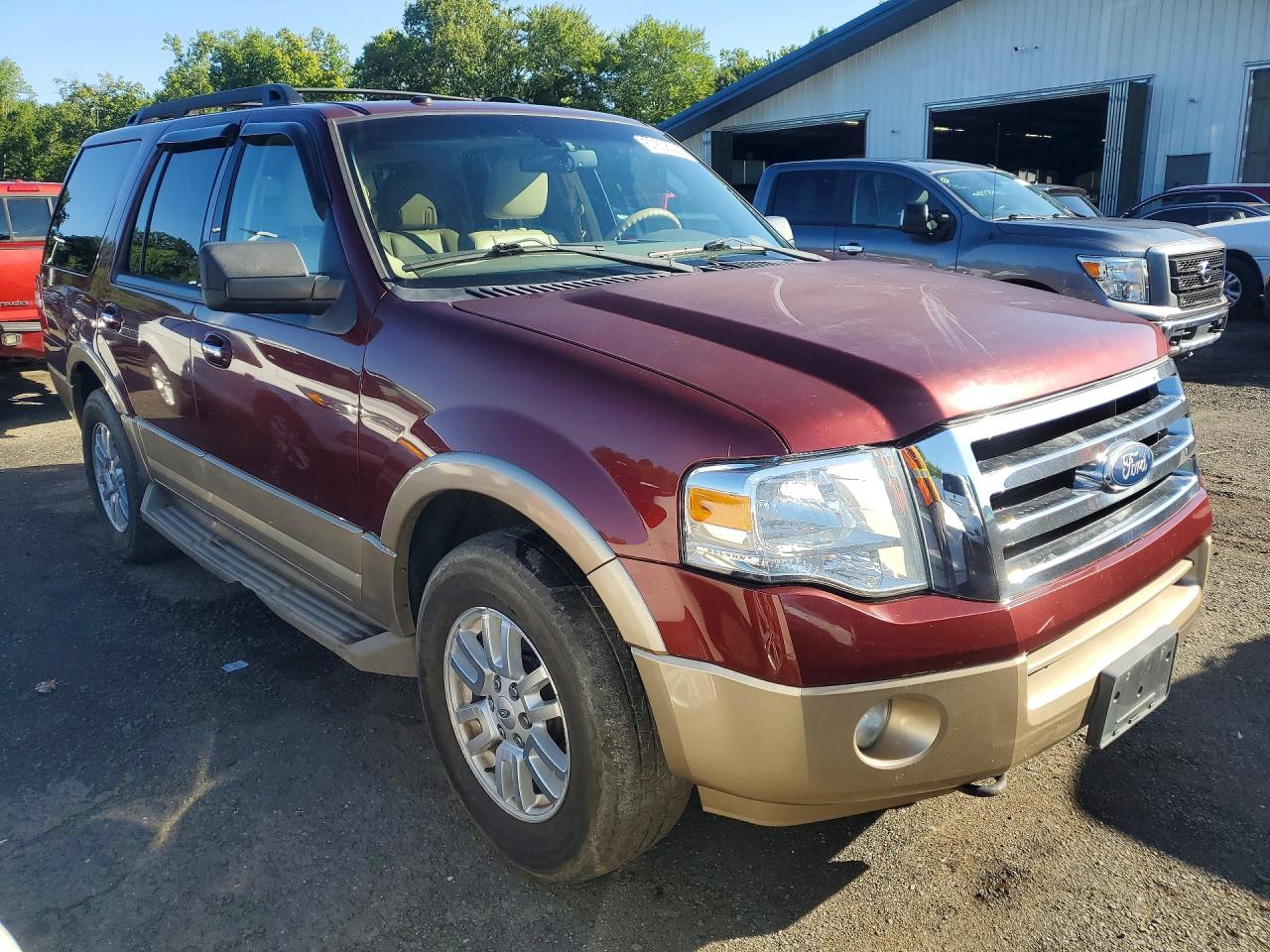 2012 Ford Expedition Xlt Burgundy vin: 1FMJU1J5XCEF07550